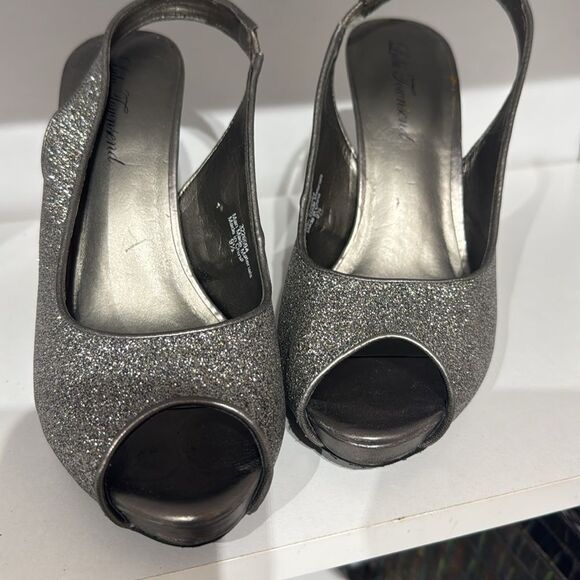 Lulu Townsend Silver Glitter Slingback Heels - Picture 3 of 4